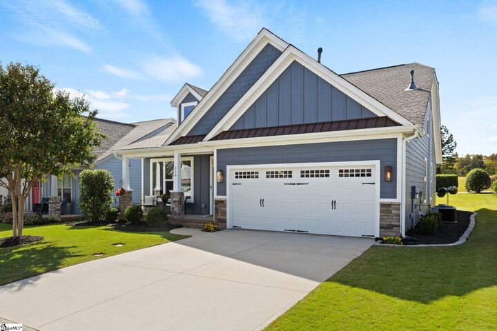Property Photo: 116 Cherrybark Lane SC 29687