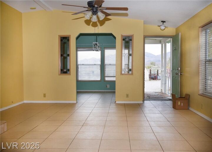 Property Photo:  75 West Obsidian Avenue  NV 89019 