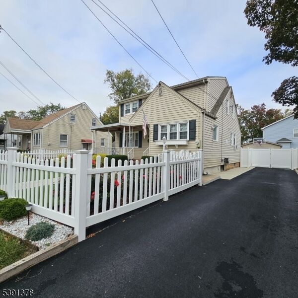 Property Photo: 229 Harris Ave NJ 08846