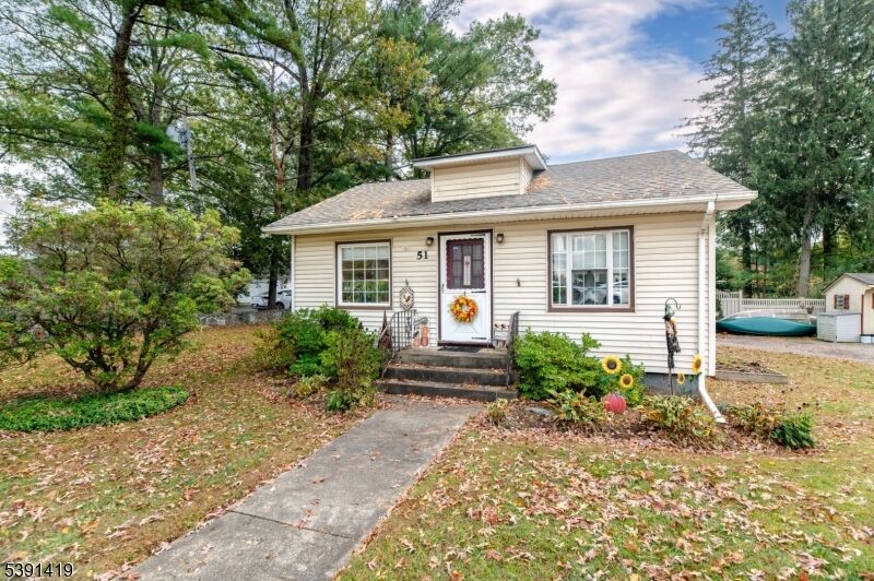 Property Photo: 51 Lakeview Ave NJ 07456