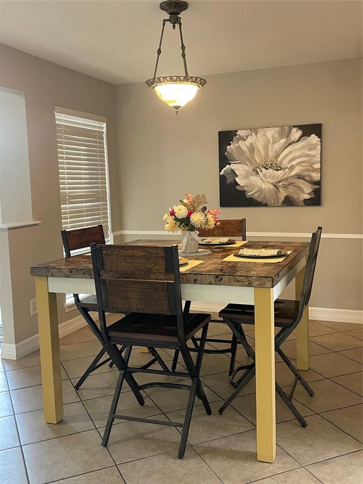 Property Photo:  10427 Sagebluff Drive  TX 77089 