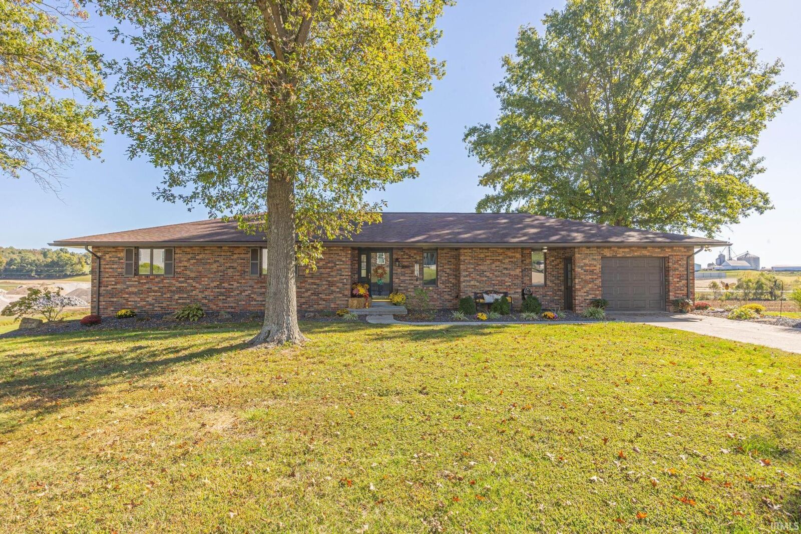 Property Photo: 1928 S A Street IN 47546