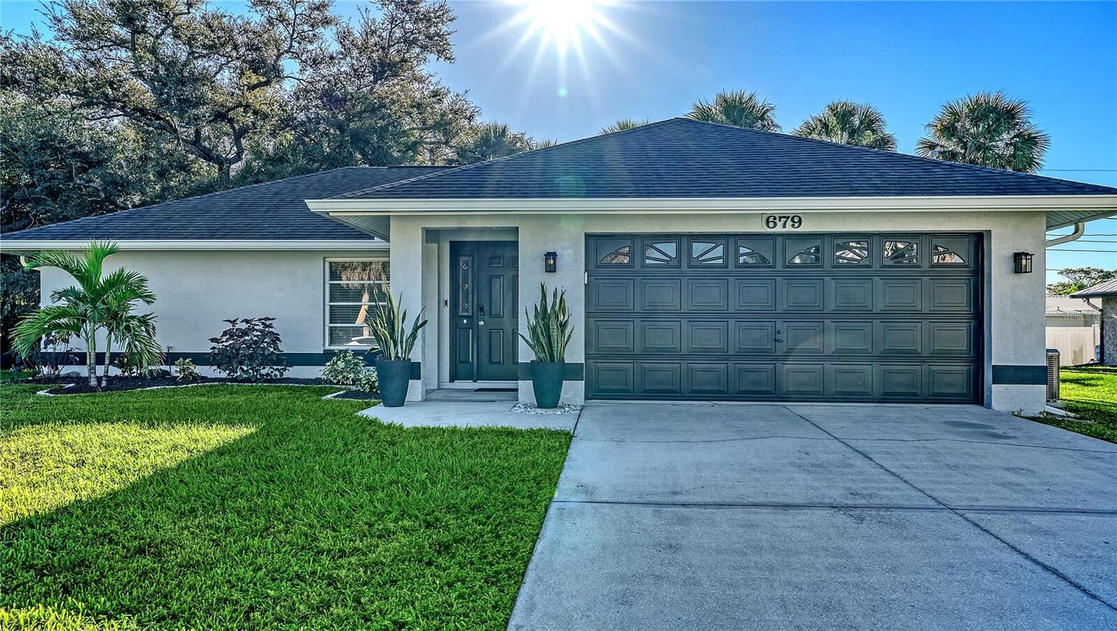 Property Photo: 679 Everest Road FL 34293