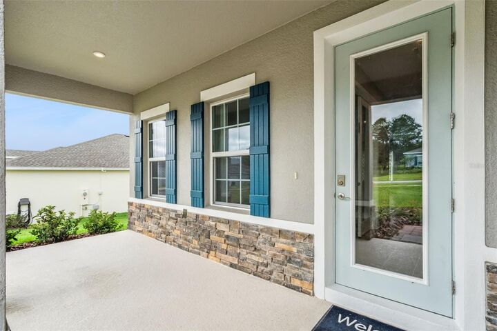 Property Photo: 3009 Robles Road FL 34711