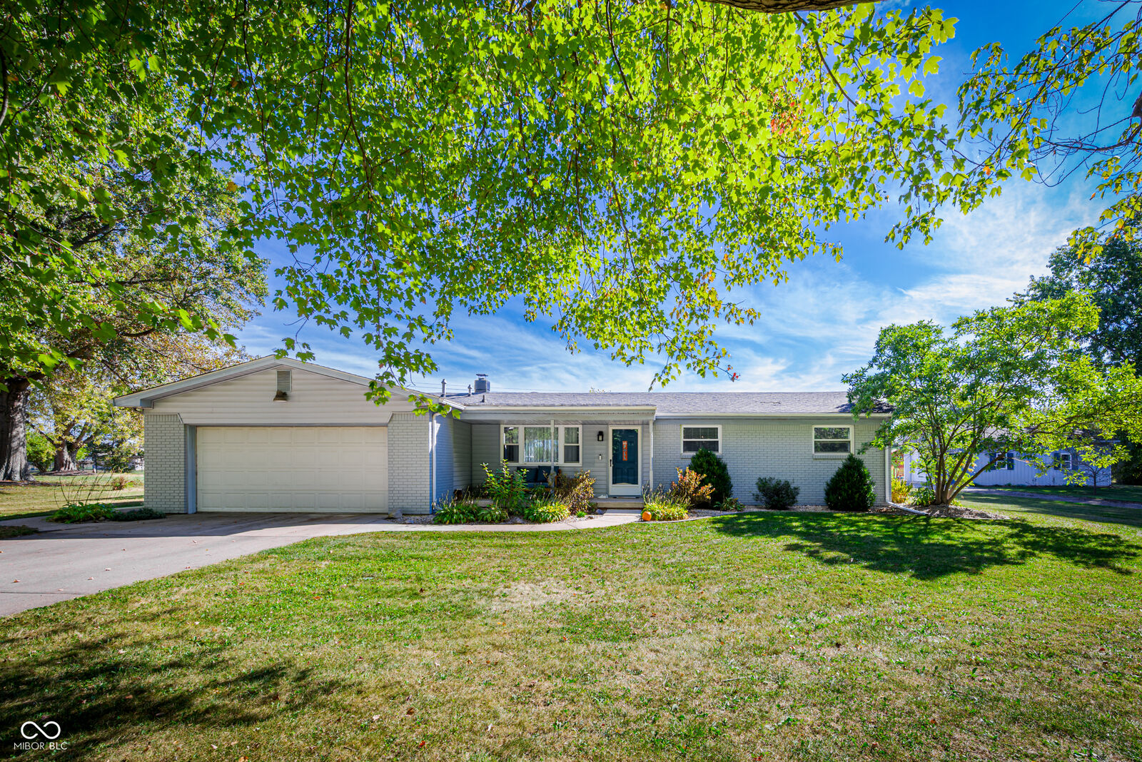 Property Photo: 5665 S 950 E IN 46077