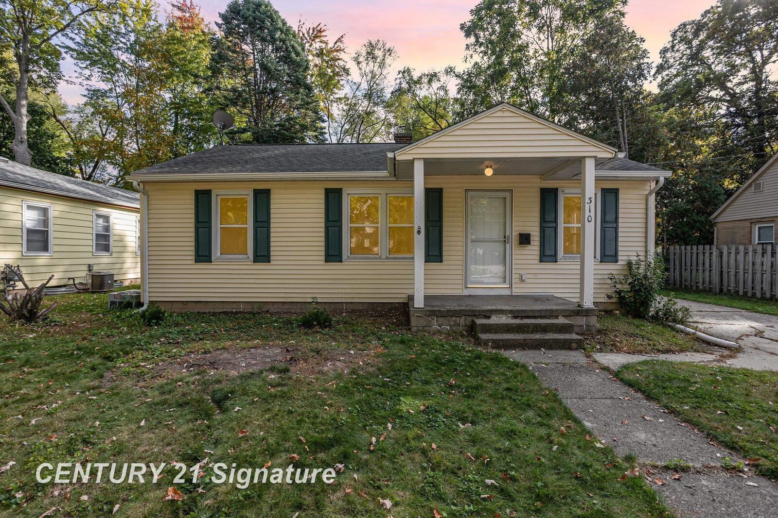 Property Photo: 310 E Sugnet Road MI 48640