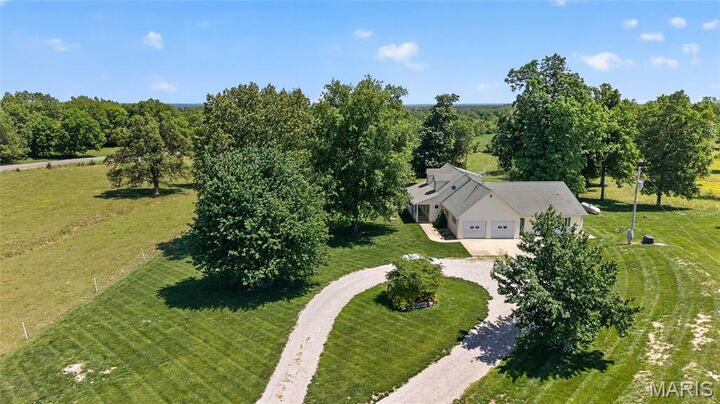 Property Photo: 18320 State Highway Kk MO 63781