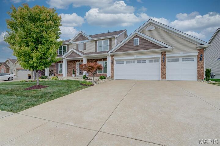 525 Forest Park Drive  Wentzville MO 63385 photo