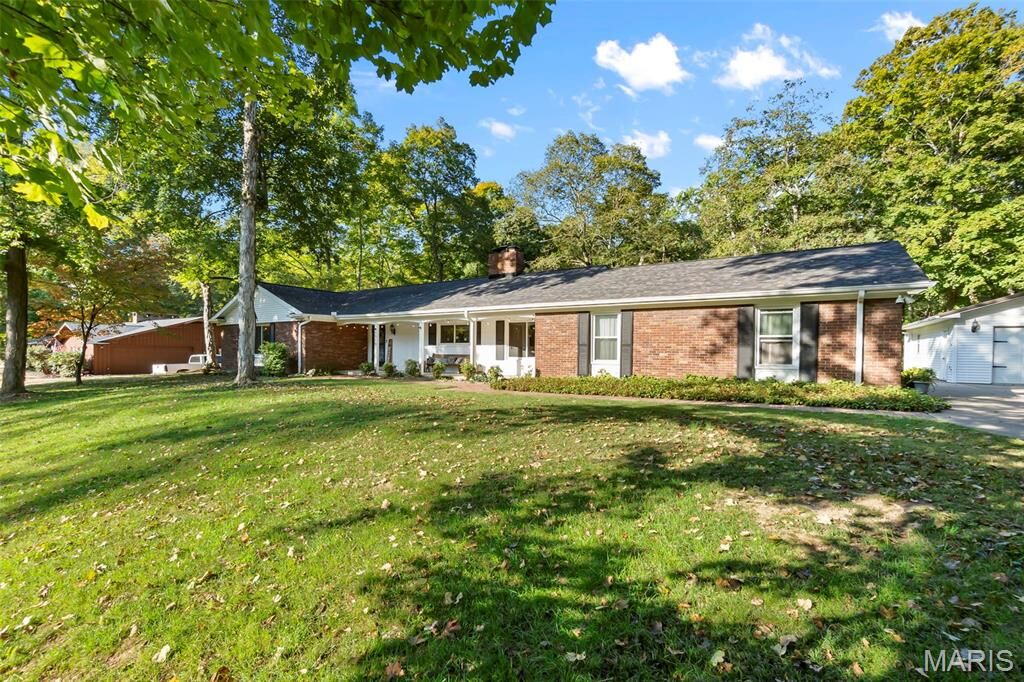 Property Photo:  1519 Sylvan Lane  MO 63701 