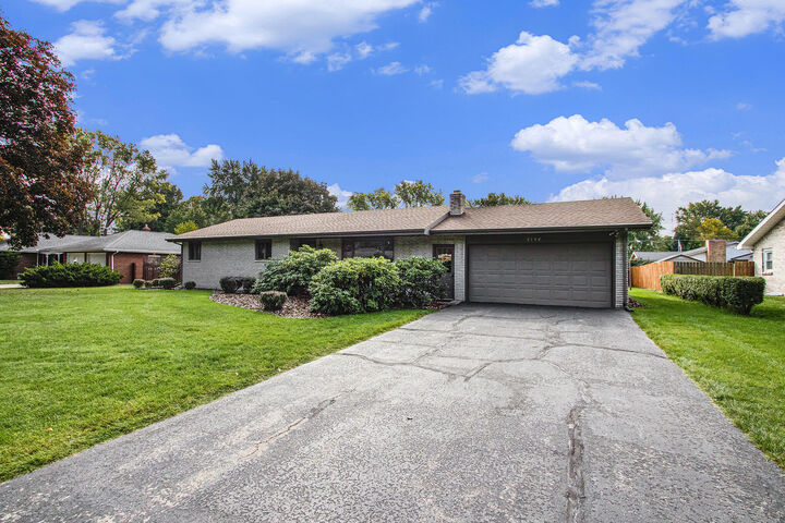 Property Photo: 2192 Pawnee Path MI 49127
