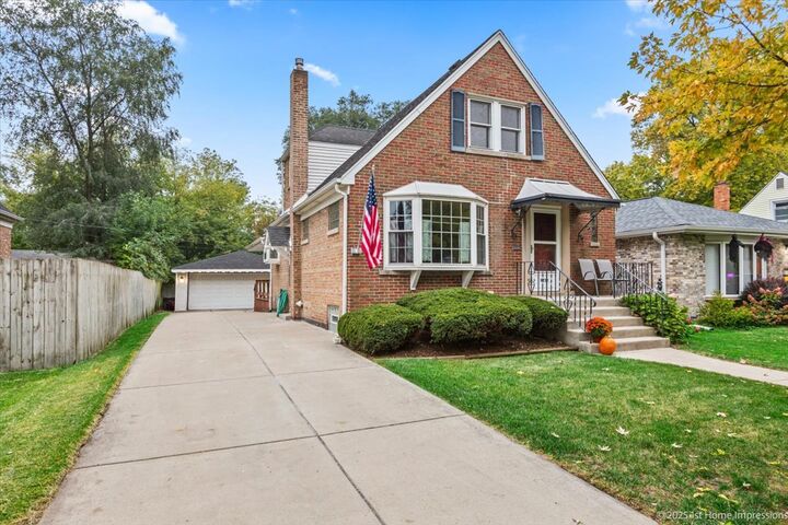 Property Photo: 9252 S Sawyer Avenue IL 60805