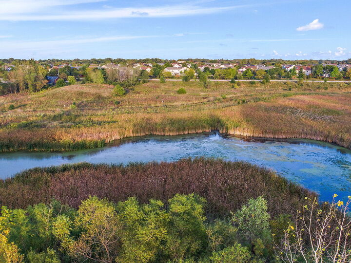 Property Photo: 11492 Stonewater Crossing IL 60142