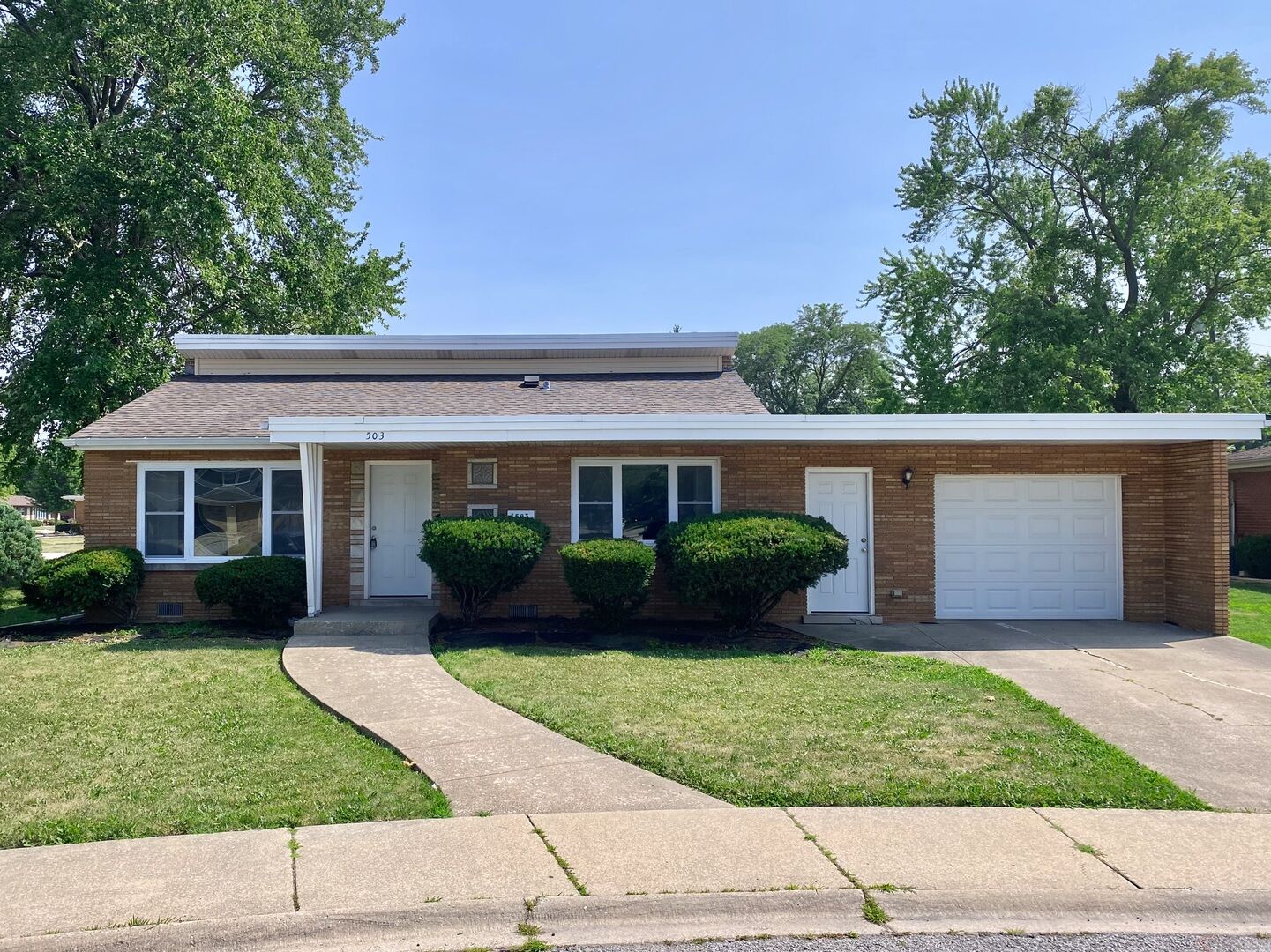 Property Photo:  503 Marie Drive  IL 60473 