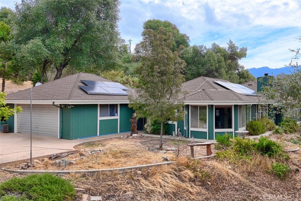 Property Photo:  51648 Coyote Ridge  CA 93644 
