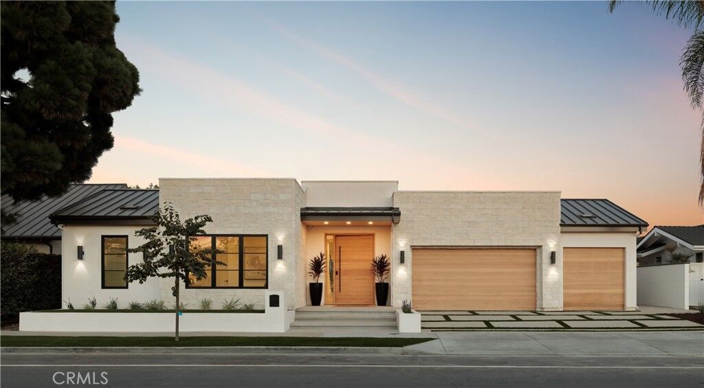 Property Photo: 1918 Santiago Drive CA 92660