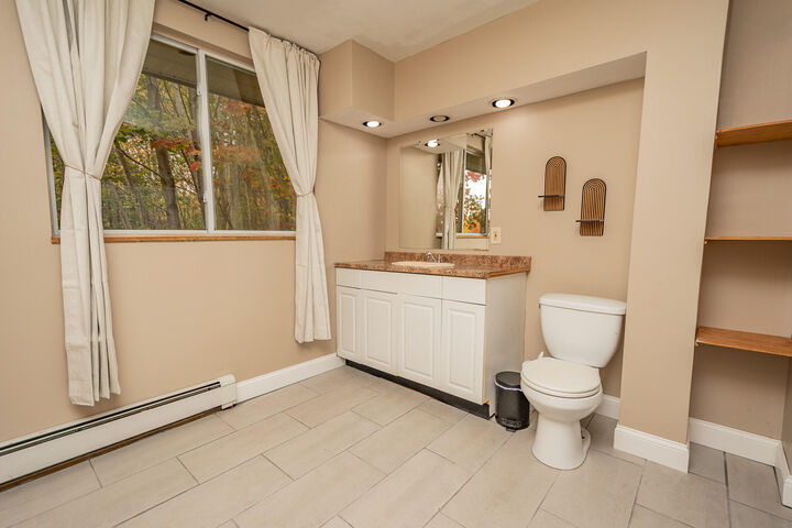 Property Photo: 172 Lancaster Road ME 04924