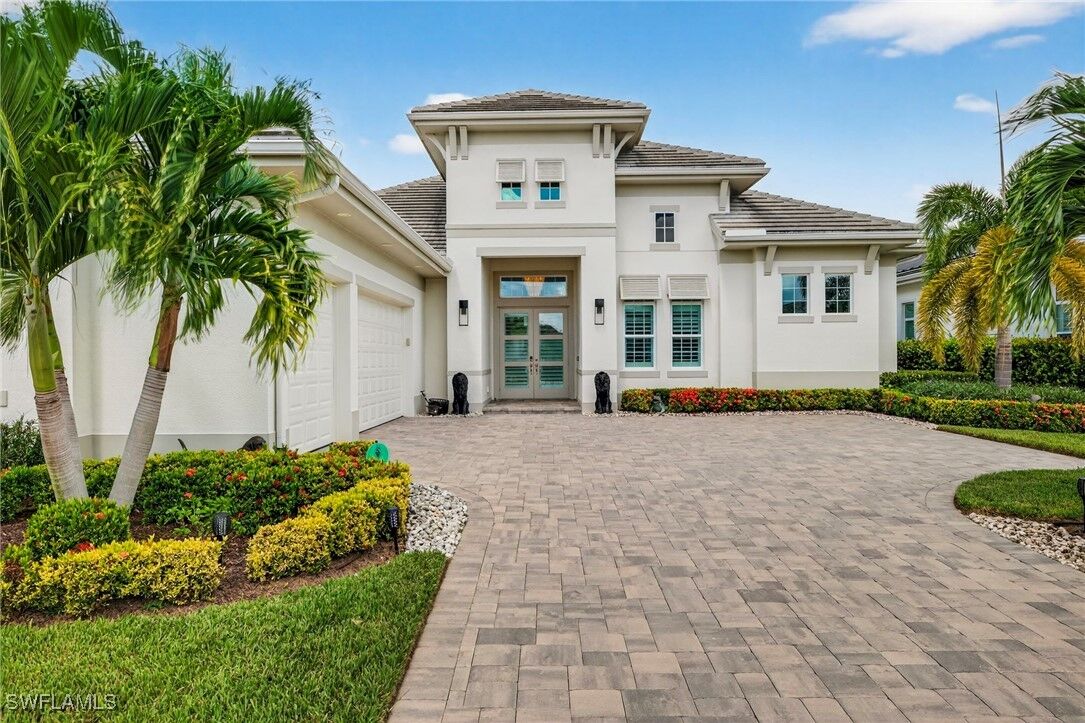 Property Photo: 14338 Laguna Springs Lane FL 34114