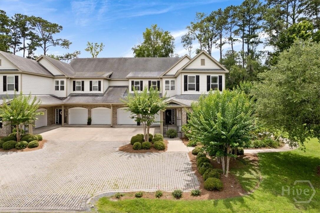 Property Photo:  2604 River Oaks Drive  GA 31324 