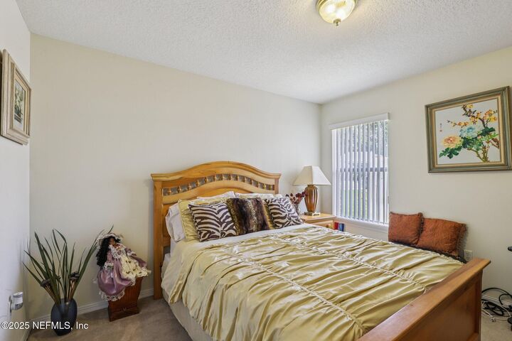 Property Photo: 1837 The Glades Road FL 32068