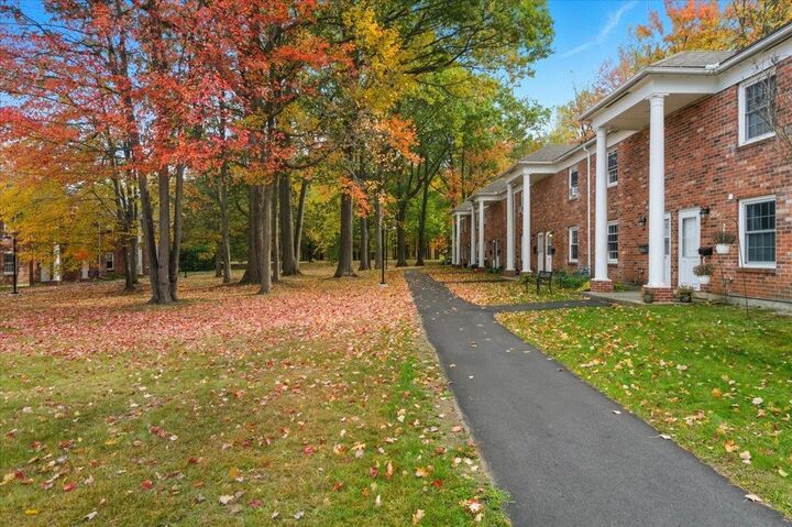 425 Dorset Street  South Burlington VT 05403 photo
