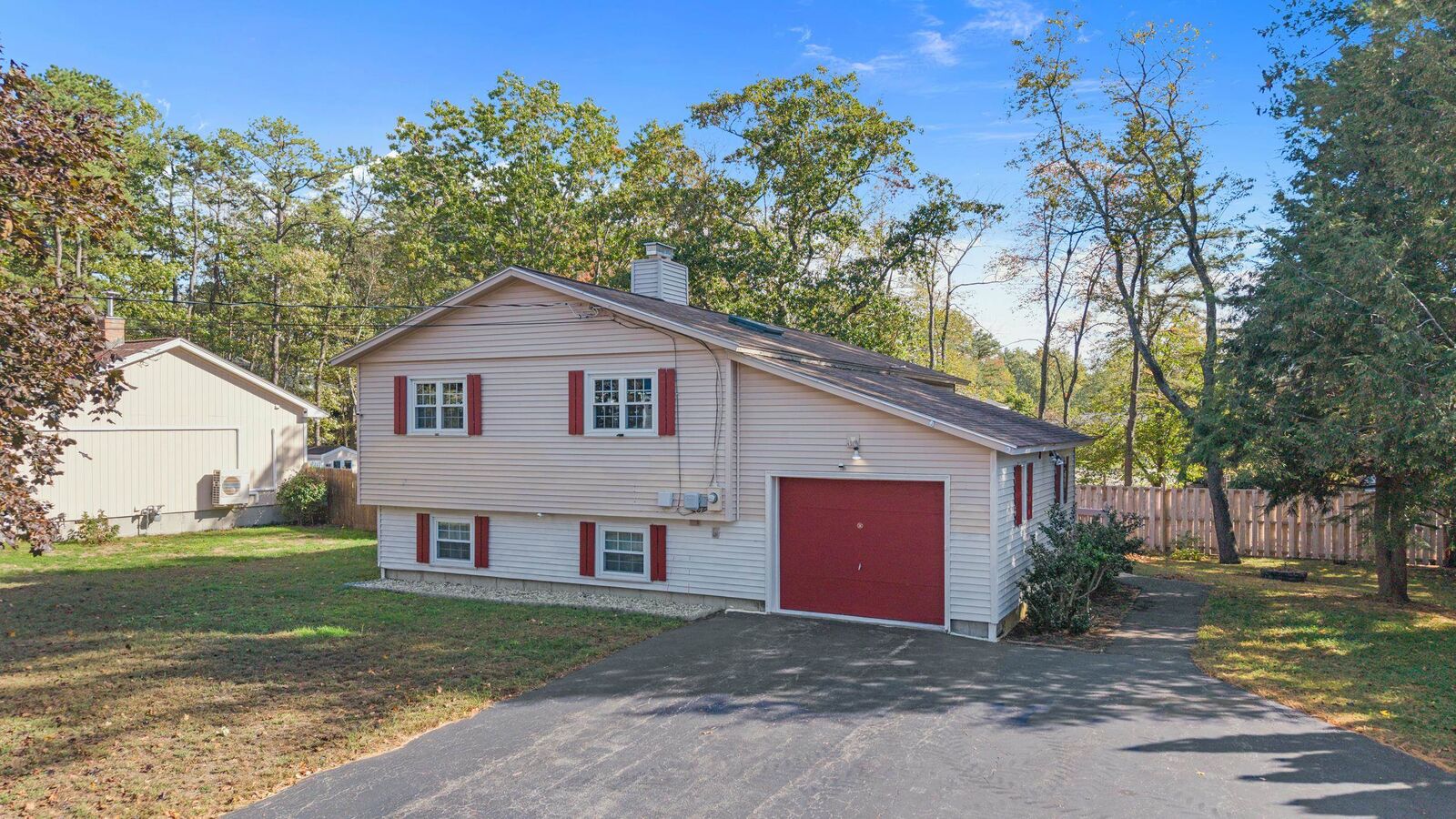 Property Photo: 8 Cardinal Road NH 03301