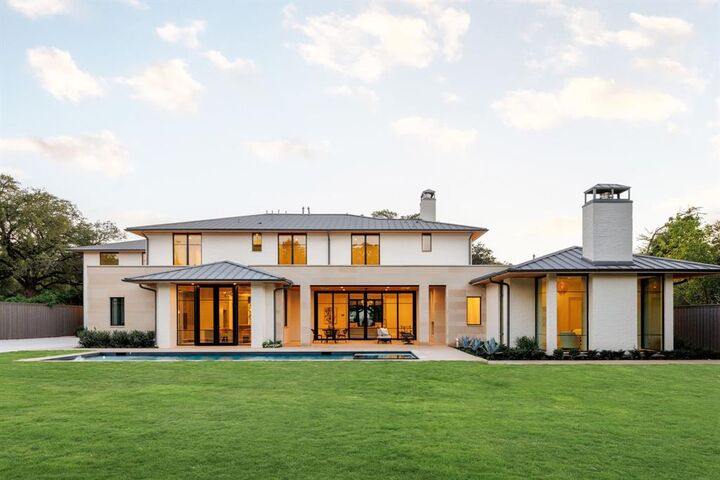 Property Photo: 4259 Park Lane TX 75220