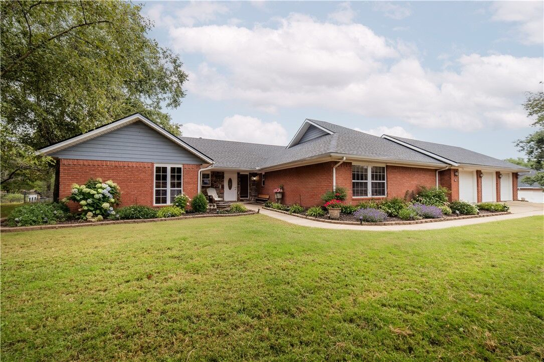 Property Photo: 2670 Orchard Hill Road AR 72761