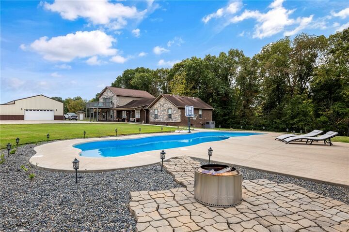 Property Photo:  16620 Patterson Road  AR 72751 