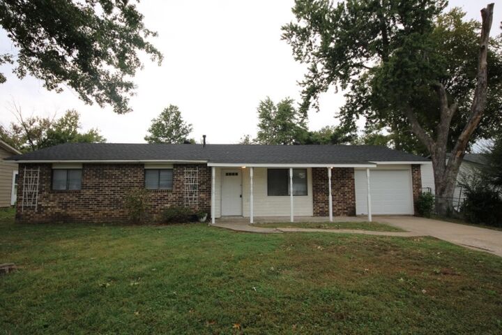 902 N 30th Street  Rogers AR 72756 photo