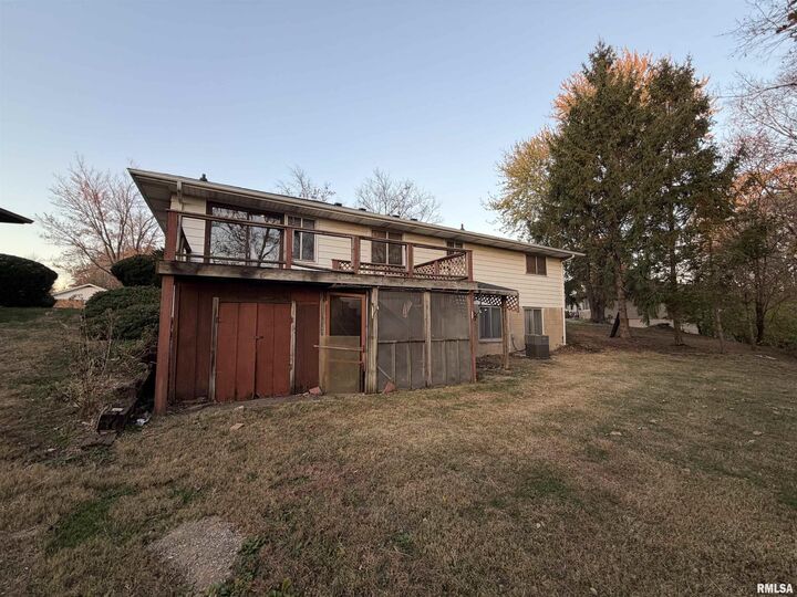 Property Photo:  617 N Coolidge Court  IL 61604 