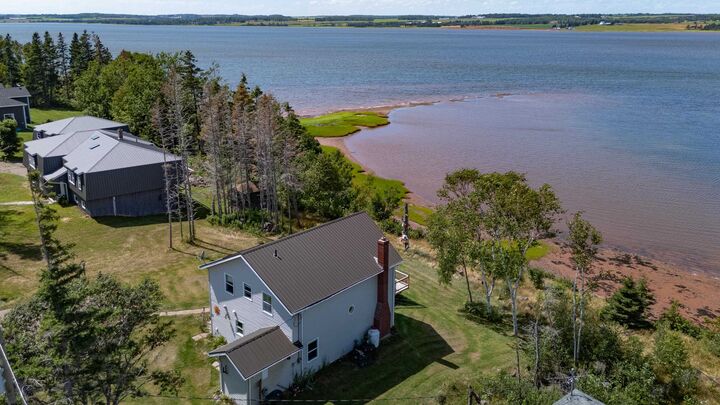 Property Photo: 39 Riverbank Drive PE C1B 3E7