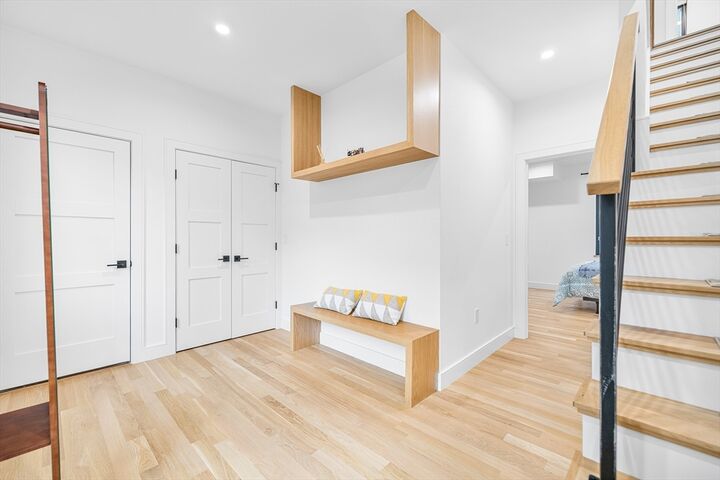 Property Photo:  25 Tolman St 2  MA 02453