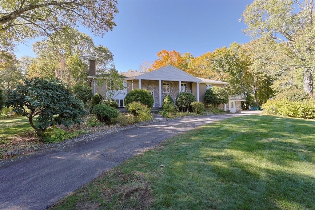 Property Photo: 95 Arcadia Rd MA 02090