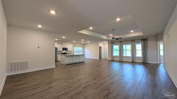 Property Photo: 3333 Southwind Dr FL 32563