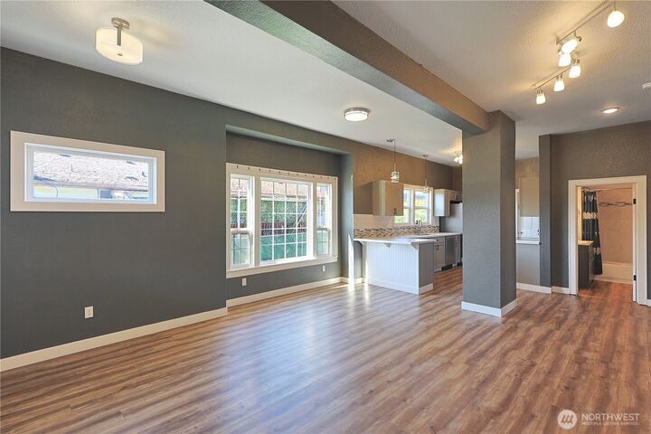 Property Photo:  277 SW Lewis Street  WA 98532 