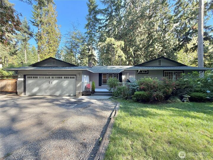 Property Photo: 3813 70th Avenue NW WA 98335