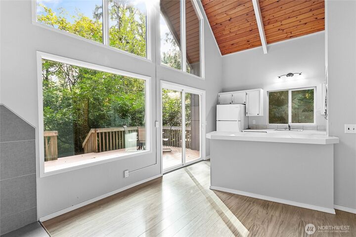 Property Photo: 2 Creekside Lane WA 98229