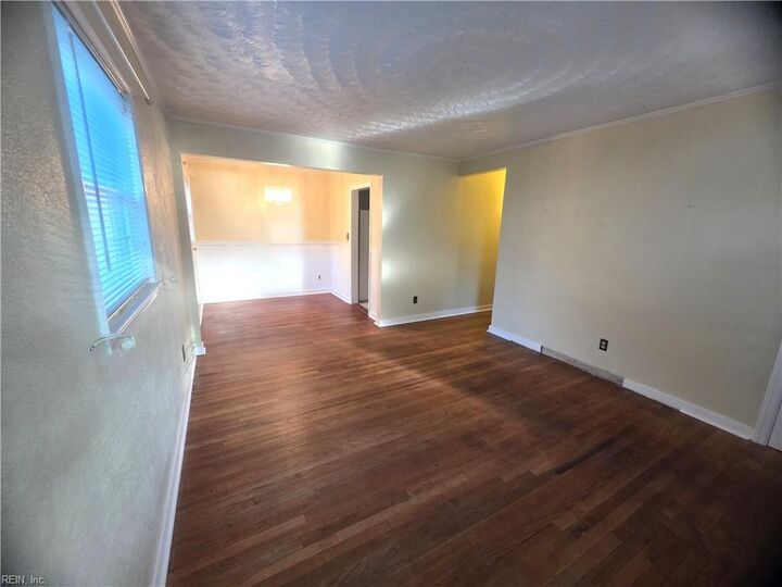 Property Photo: 6508 Eva Cir VA 23509