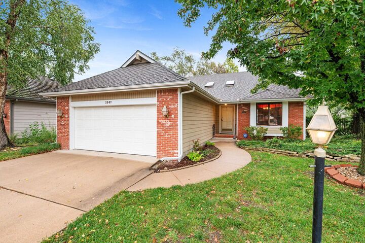 2507 N Rock Rd  Wichita KS 67226 photo