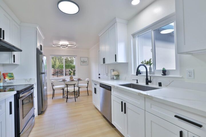 Property Photo: 773 East Meadow Drive CA 94303