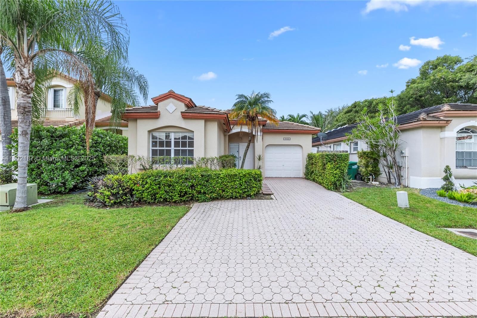Property Photo:  9934 NW 30th St  FL 33172 