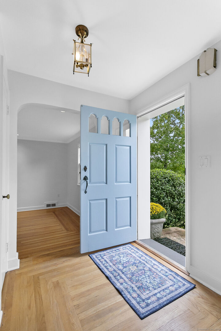 Property Photo: 42 Green Knolls Lane CT 06824