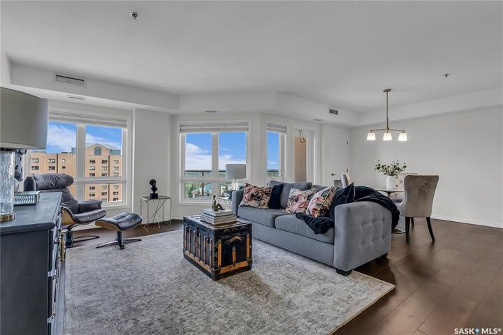 Property Photo: 902 Spadina Crescent E 1205 SK S7K 0G8