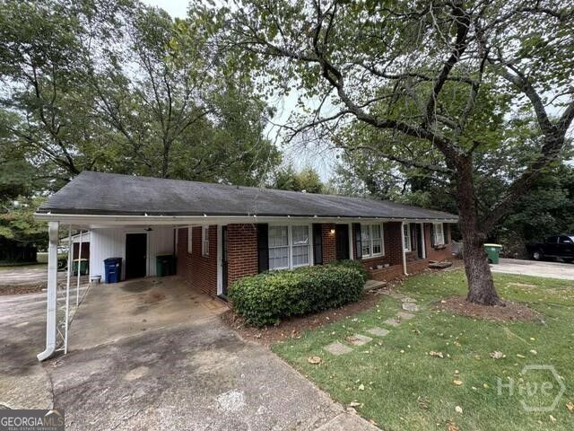 Property Photo: 2019 Lumpkin Street S 2019 GA 30606
