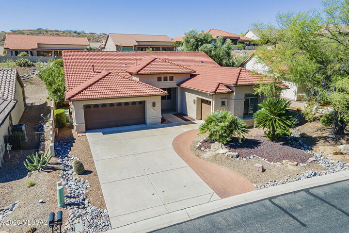 38994 S Windwood Drive  Tucson AZ 85739 photo