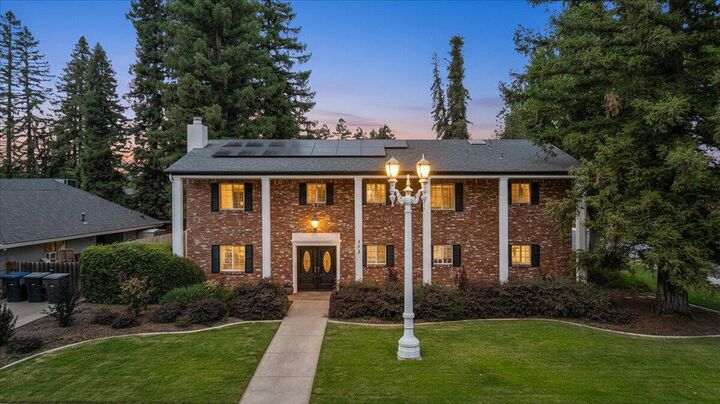 Property Photo: 244 E Dorothea Court CA 93277