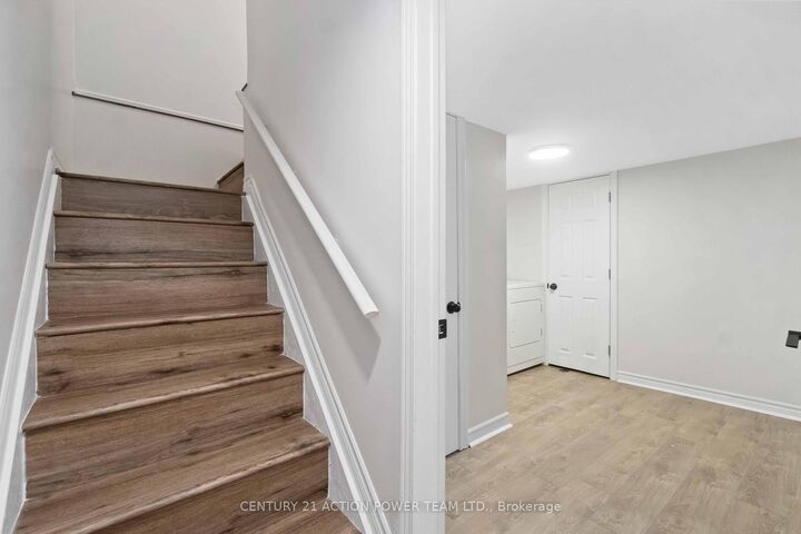 Property Photo: 1493 Mariette Street B ON K1E 1L1