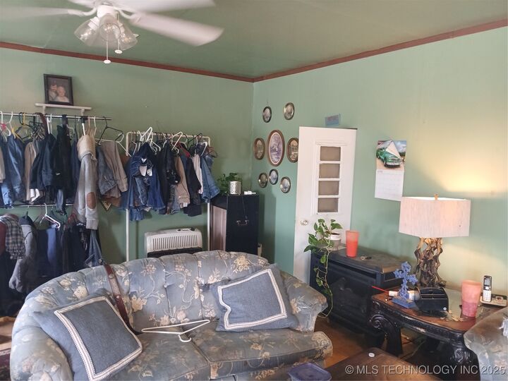 Property Photo:  1079 Harbor Drive  OK 74426