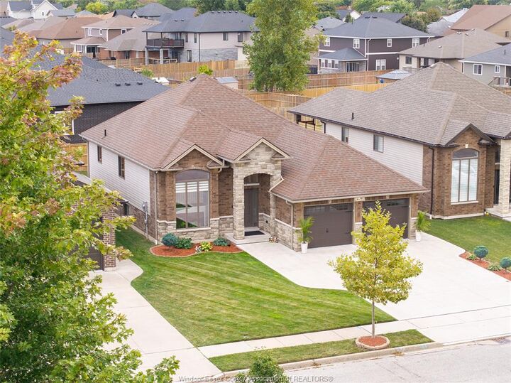 231 Summer Street  Belle River ON N8L 0G7 photo