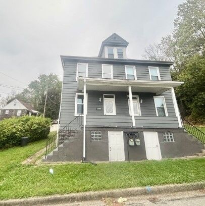 Property Photo: 400 Prospect St B PA 15644